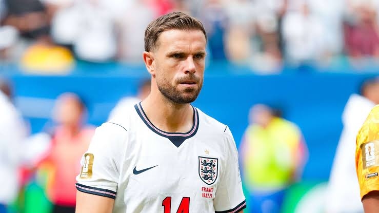 Dulu Pahlawan Anfield, Kini Dicemooh! Jordan Henderson Dapat Sambutan Panas saat Pulang Bersama Chelsea