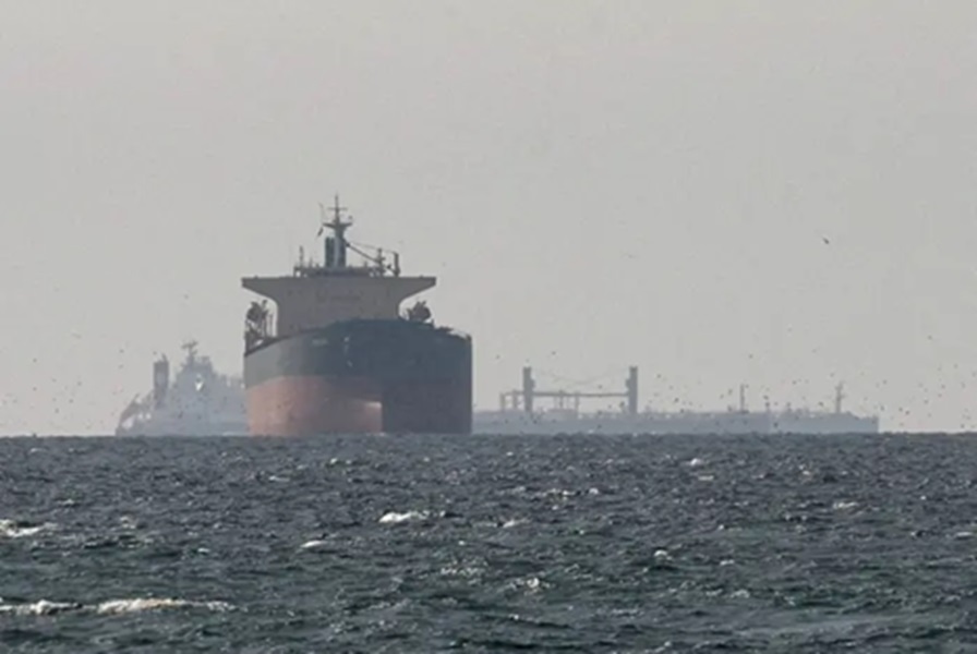 Terjebak di Zona Konflik, 7 Kapal Malaysia Segera Keluar dari Selat Hormuz