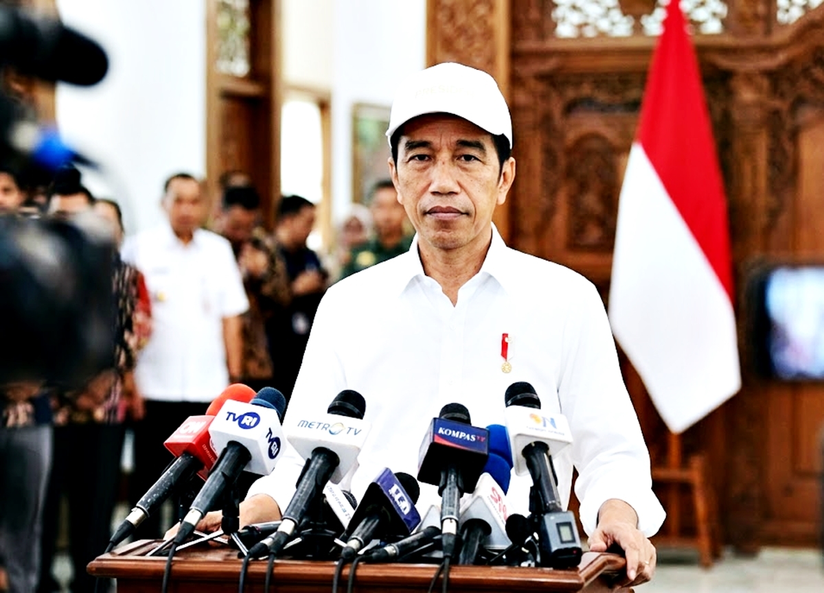 Bukan Gertak Sambal! Jokowi Siap Bawa Ijazah Asli ke Sidang, Pengacara: Berkas Sudah Luar Biasa Mantap!