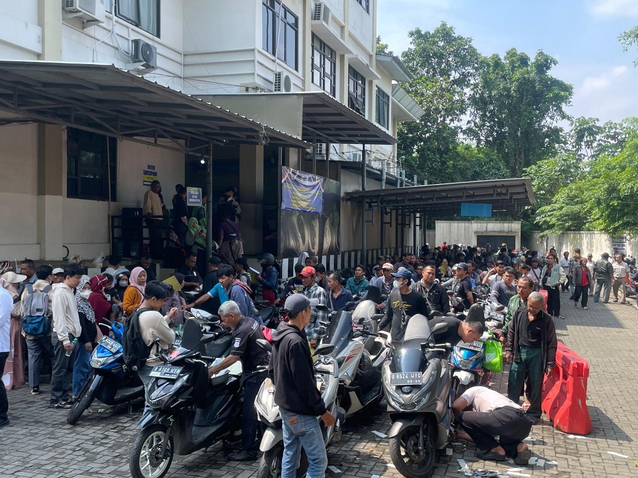 Diduga Langgar Regulasi, Pembayaran PKB Banten Dilakukan di Luar RKUD