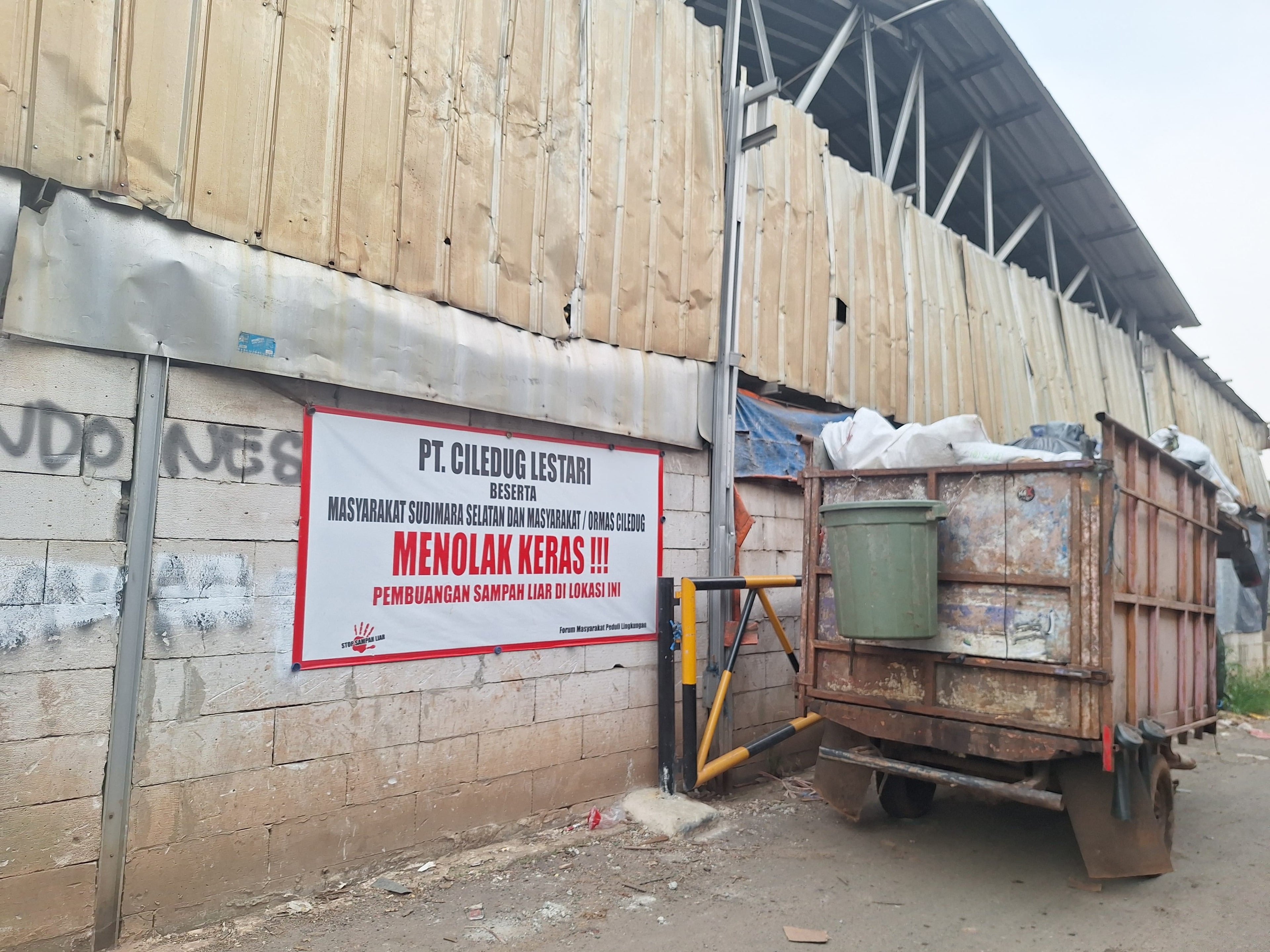 Anggota Komisi IV DPRD Kota Tangerang Minta Satpol PP Tutup Lapak Sampah Liar di Ciledug