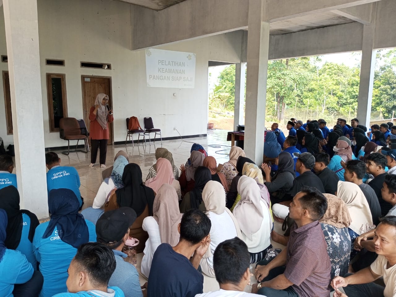 Dinkes Lebak Memberikan Pelatihan Relawan Penjamah Makanan MBG di 4 SPPG