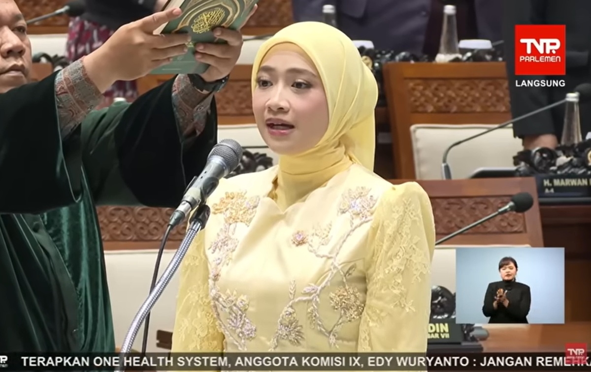 Adela Kanasya Resmi Jadi Anggota DPR RI Lewat PAW, Gantikan Ayahnya di Senayan