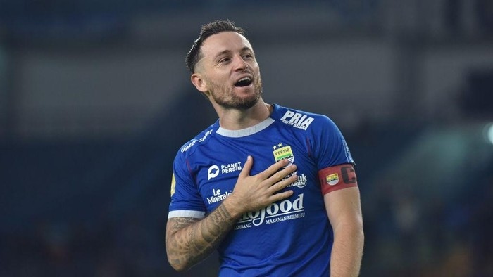 Marc Klok Kecewa Berat Absen di Laga Penutup Persib, Tapi Satu Kalimatnya Bikin Bobotoh Salut