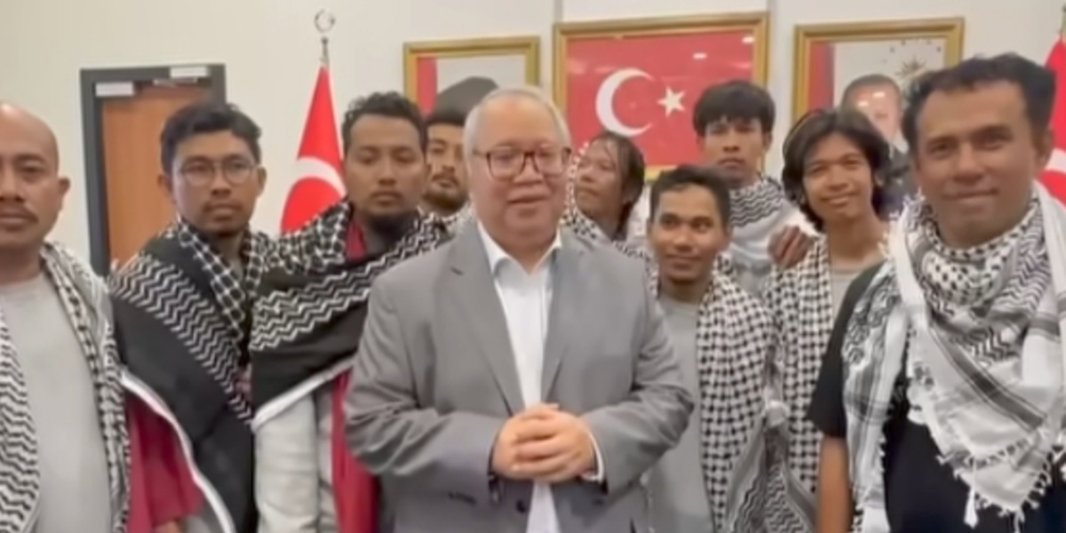 9 WNI Mengaku Dipukul dan Disetrum Saat Ditahan Israel, Kini Tiba Selamat di Turki