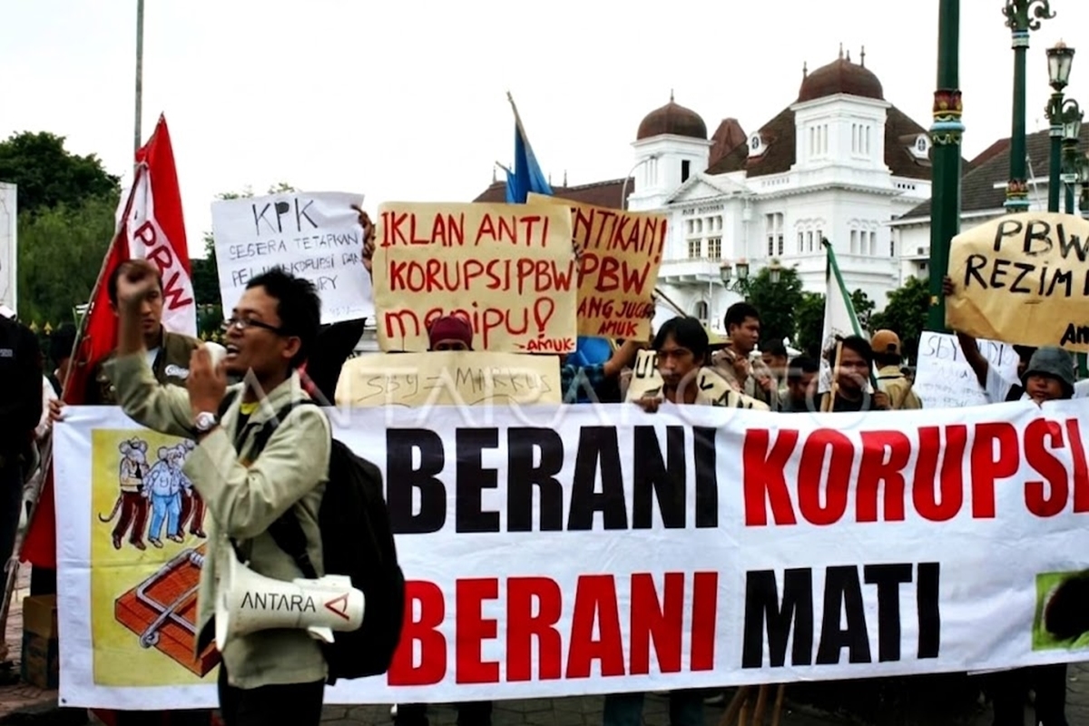 JAKARTA SIAGA BESOK! Ribuan Mahasiswa Se-Jabodetabek Kepung Bundaran HI, Bawa 5 Tuntutan 'Panas' untuk Prabowo