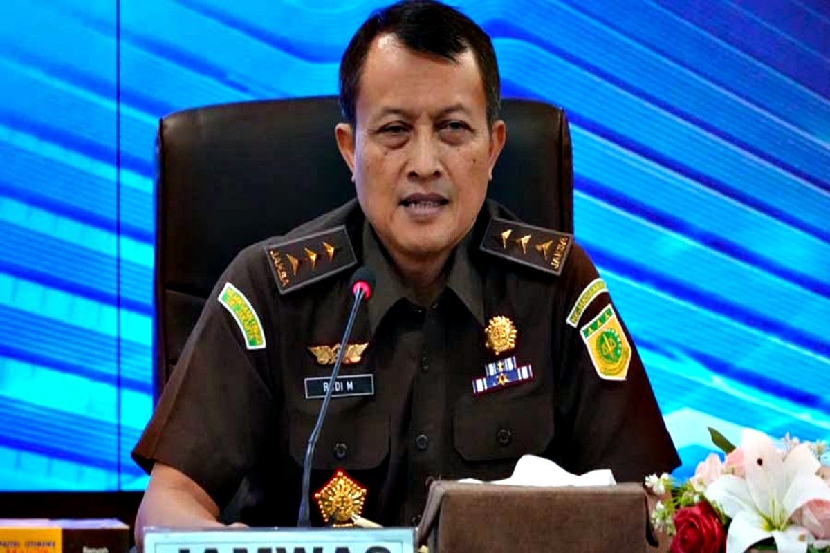 Gantikan Febrie Adriansyah, Sisi Lain Plt Jampidsus Rudi Margono Bikin Syok: Harta Rp7,2 M, Kendaraannya Cuma Motor 5 Jutaan!