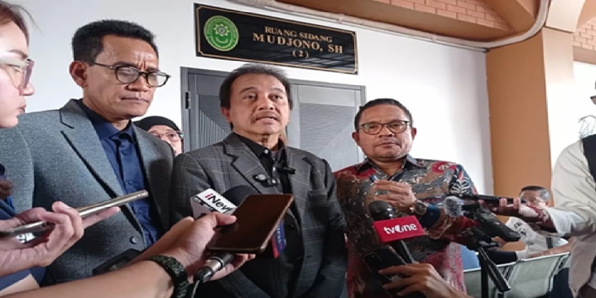 Sidang Roy Suryo Soal Polemik Ijazah Jokowi Segera Dimulai, Tim Hukum Klaim Sudah Siapkan Jurus
