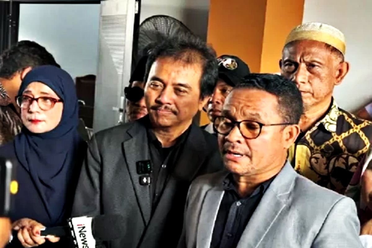 Ade Darmawan Tantang Roy Suryo, Jangan Cuma Berdebat, Buktikan Tuduhan Ijazah Jokowi di Pengadilan