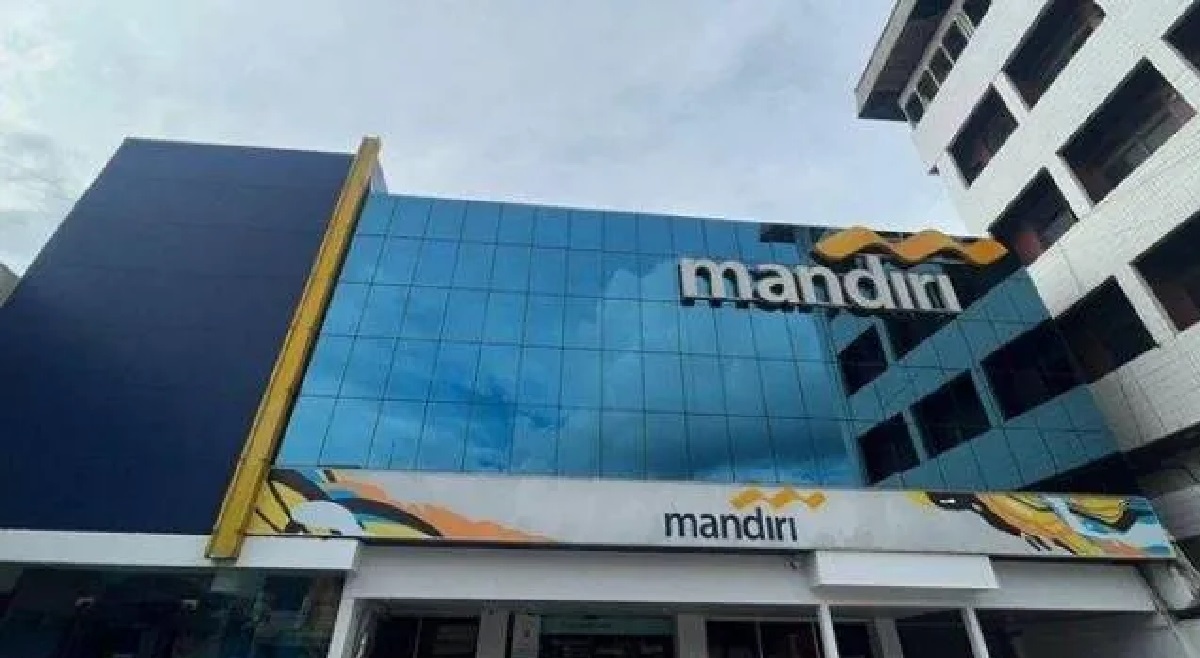 Logo Bank Mandiri Mendadak Dicopot di Jakarta Pusat, Netizen Heboh Kaitkan dengan Rekening Pendemo