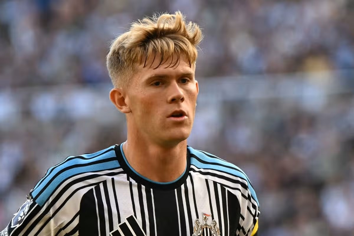 Manchester United Kena Tikung Newcastle! Bek Kiri Incaran Mereka Siap Dikunci sampai 2031