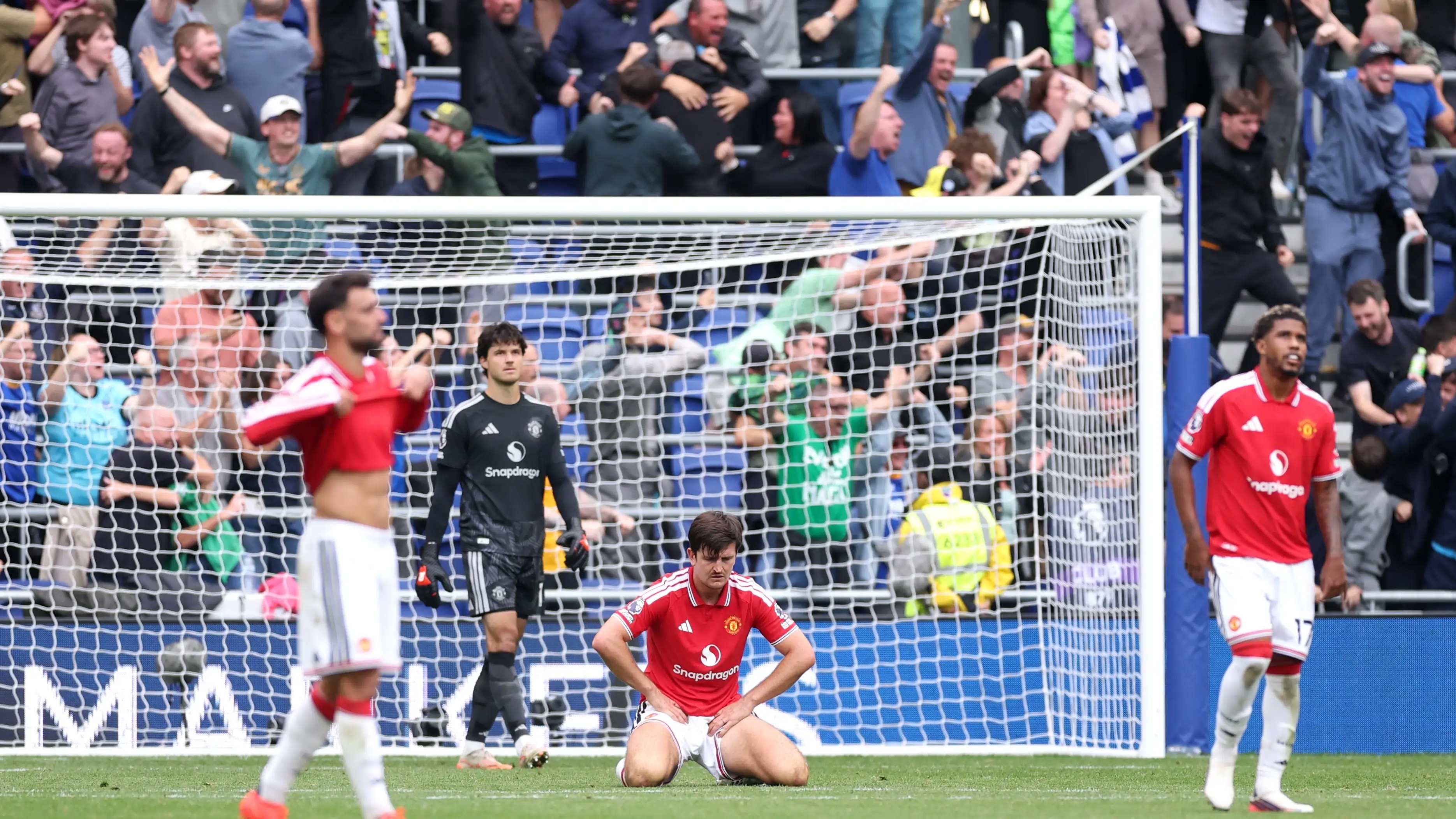Hasil Everton Vs Man United: Gol Spektakuler Maitland-Niles Menit 96 Bikin MU Gigit Jari