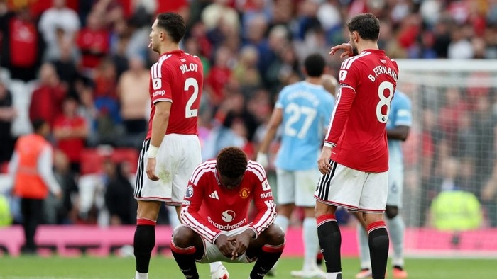 Wayne Rooney Bongkar Masalah MU Usai Kalah di Derby: Bukan Cuma Carrick, INEOS Ikut Disorot!