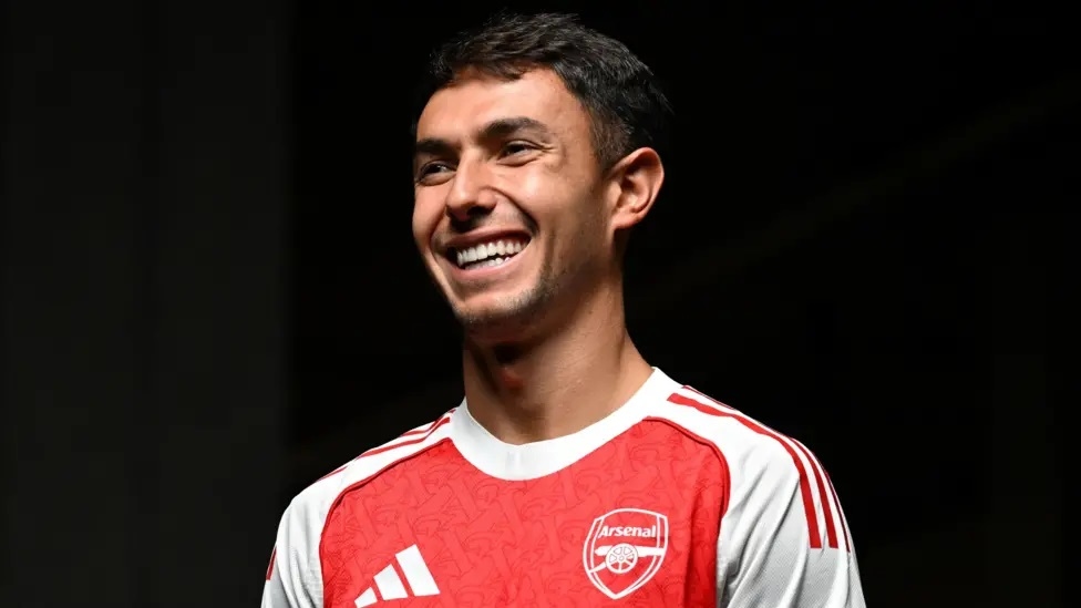 Real Madrid Siap Bawa Pulang Martin Zubimendi! Arsenal Terancam Kehilangan Gelandang Rp1,2 Triliun