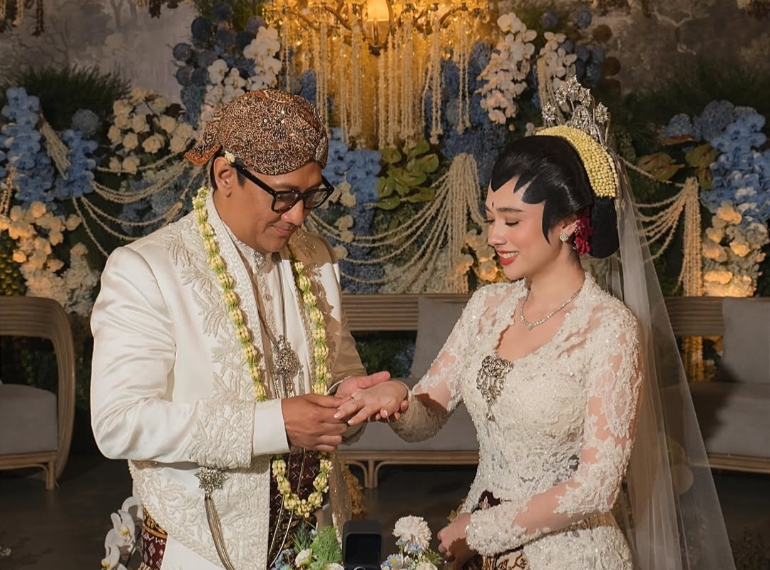 Bukan Cuma The Prediksi, Deretan Artis Ini Ikut Hadiri Pernikahan Andre Taulany dan Amanda Rigby