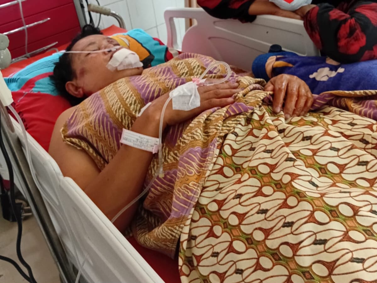 Sopir Turunkan Barang, Relawan SPPG Cibaliung Nekat Nyetir Hingga Seruduk 3 Pekerja Gizi