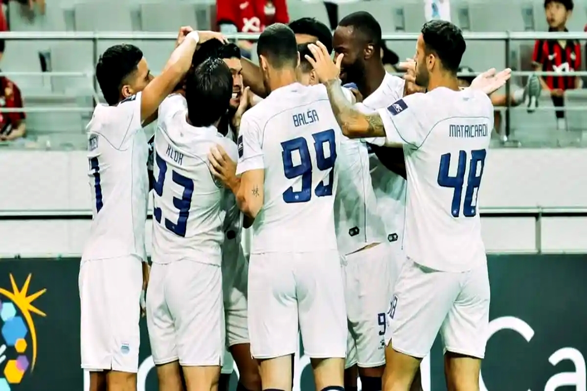 Bobotoh Heboh! Eks Manchester United Masuk Radar Persib, Sosoknya Mulai Terkuak, Muncul Nama Yang Mentereng