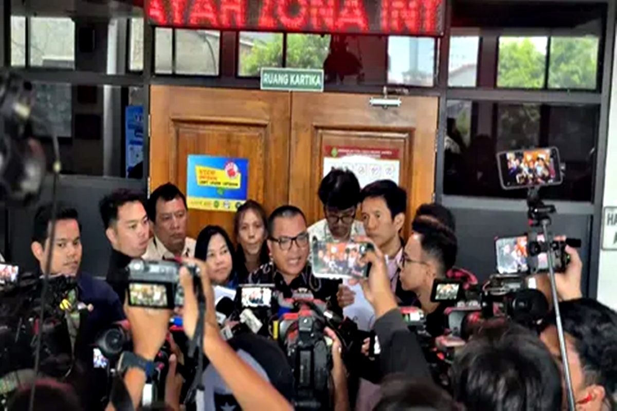 Babak Baru Memanas! PKS Pasang Badan Siap Bedah Polemik Ijazah Gibran Usai Disatroni Denny Indrayana Cs