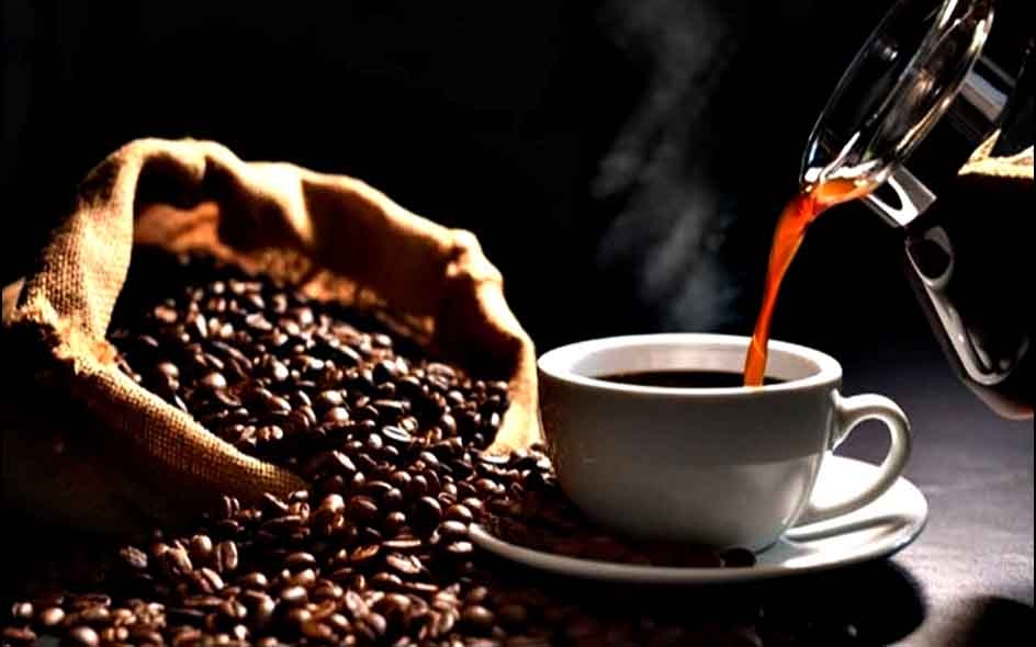 Kenali Manfaat dan Efek Samping Kopi Hitam