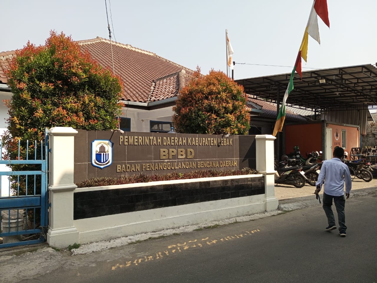 Kendala Keterbatasan Tangki, BPBD Lebak Tetap Optimalkan Pendistribusian Air Bersih ke Warga Terdampak El Nino