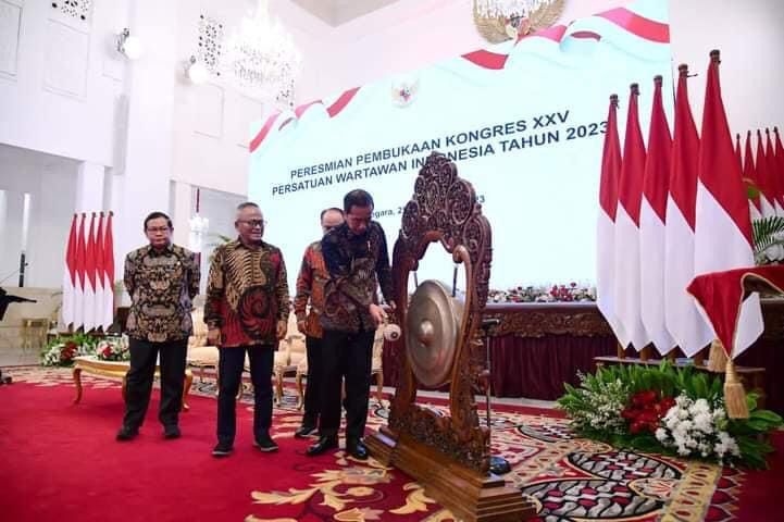 Buka Kongres XXV PWI, Jokowi Ajak Wartawan Pegang Teguh Kode Etik Jurnalistik, Jangan Asal Viral