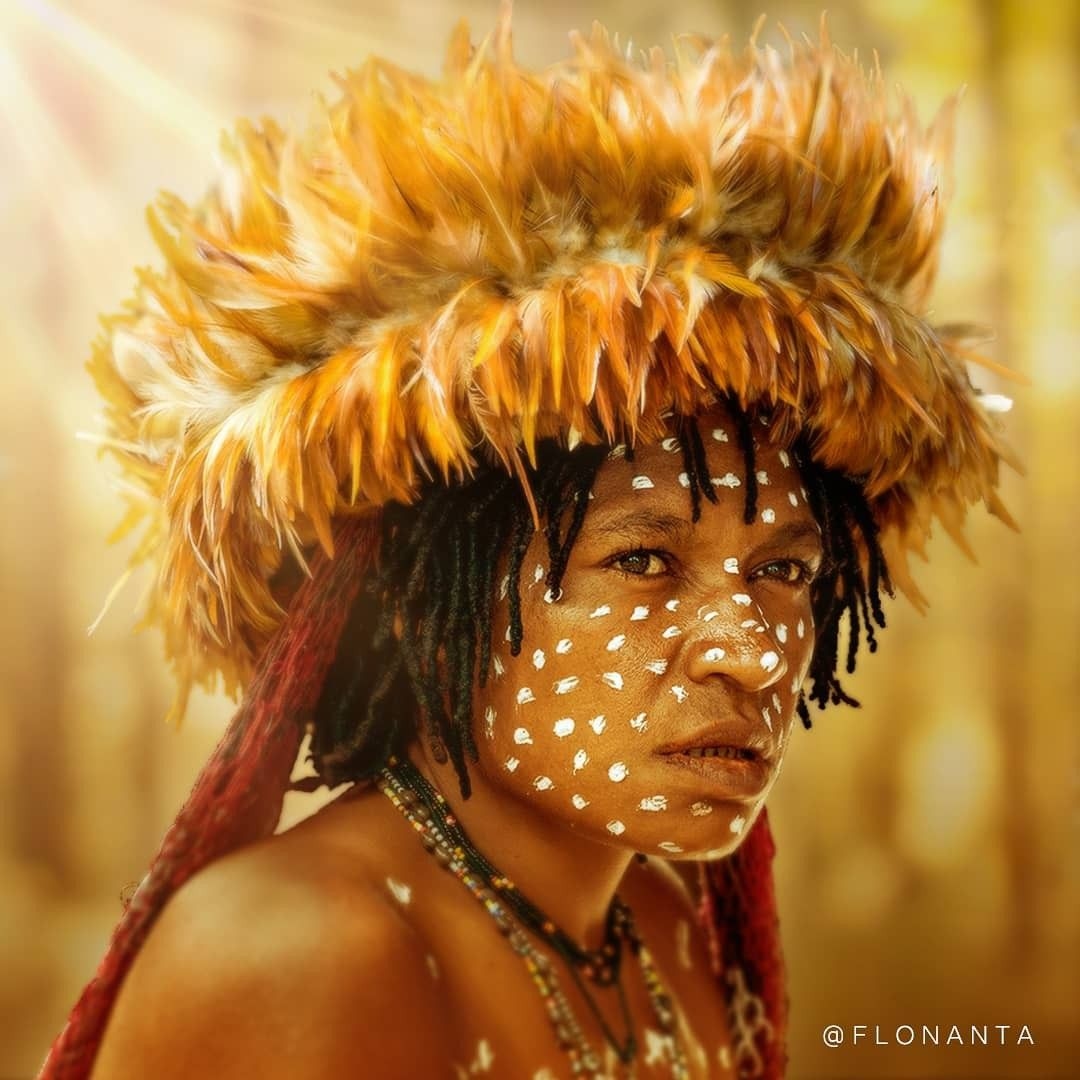 Selain Tradisi Potong Jari, SUKU DANI Percaya PUPALE Pertanda Ada Cewek Yang Mulai Klepek-Klepek!