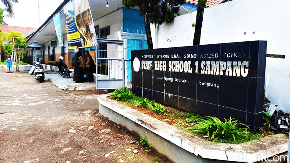 Mengejutkan, Siswi SMAN 1 Sampang Melahirkan Di Kelas Ketika Berlangsung Ujian Sekolah, Ini Kronologinya