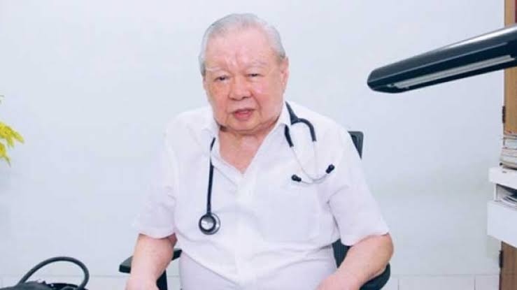 Dr Lo Siauw Ging Berpulang di Usia 82 Tahun, Dokter Dermawan yang Tidak Pernah Memungut Biaya ke Pasien Miskin