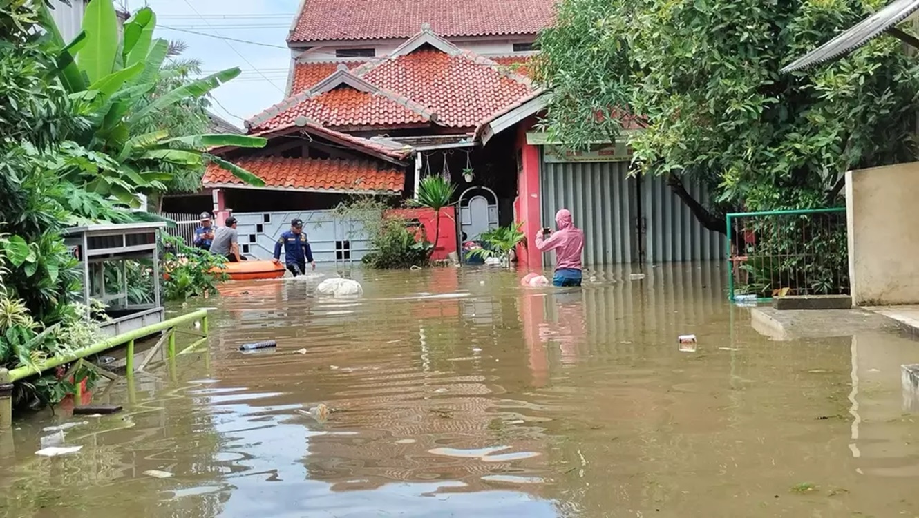 Parah! 673 Rumah Warga Tangerang Terendam Banjir, Akibat Diguyur Hujan Deras