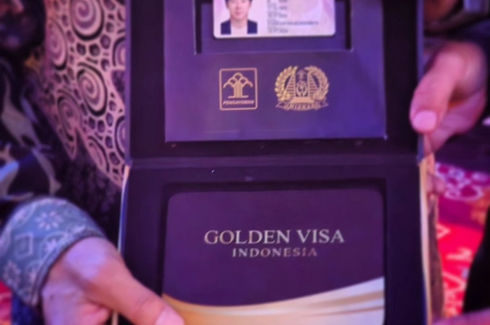 Ini Reaksi Shin Tae Young Setelah Mendapat Golden Visa dari Jokowi