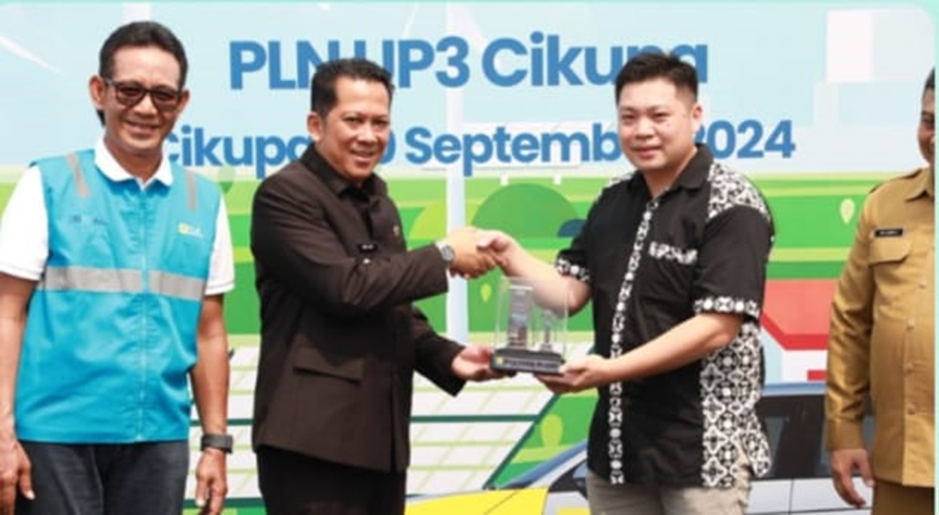Pj Bupati Tangerang Resmikan SPKLU Samanea Mall, Langkah Strategis Menuju Energi Ramah Lingkungan