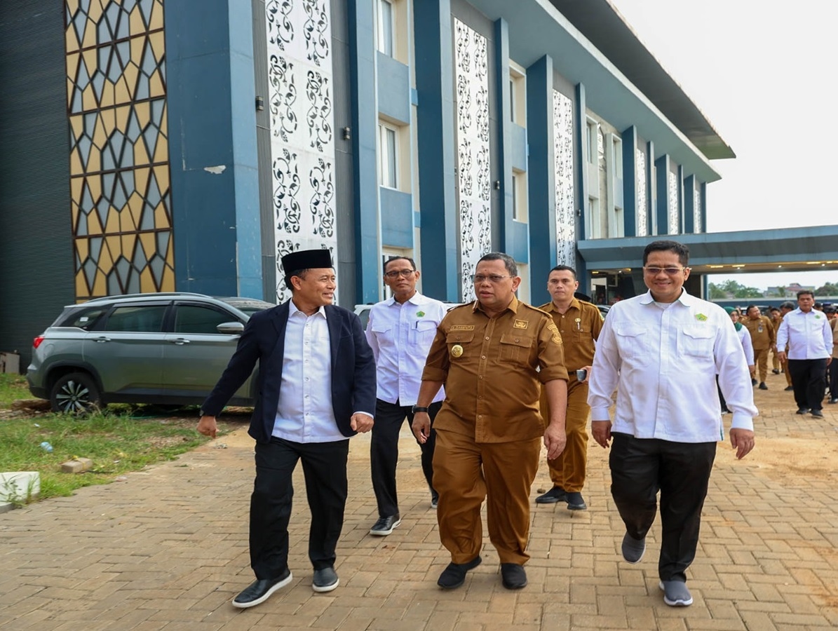 Pj Gubernur Banten Tinjau Pembangunan Asrama Haji Grand El Hajj, Bakal Punya Fasilitas Hotel Bintang Lima