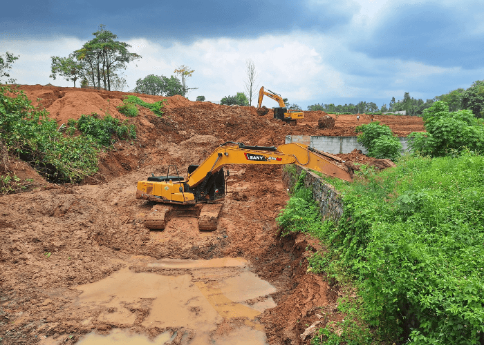 Warga Calingcing Kota Serang Keluhkan Aliran Sungai Dirusak Ekskavator, Lurah Tembong Nggak Mau Tahu