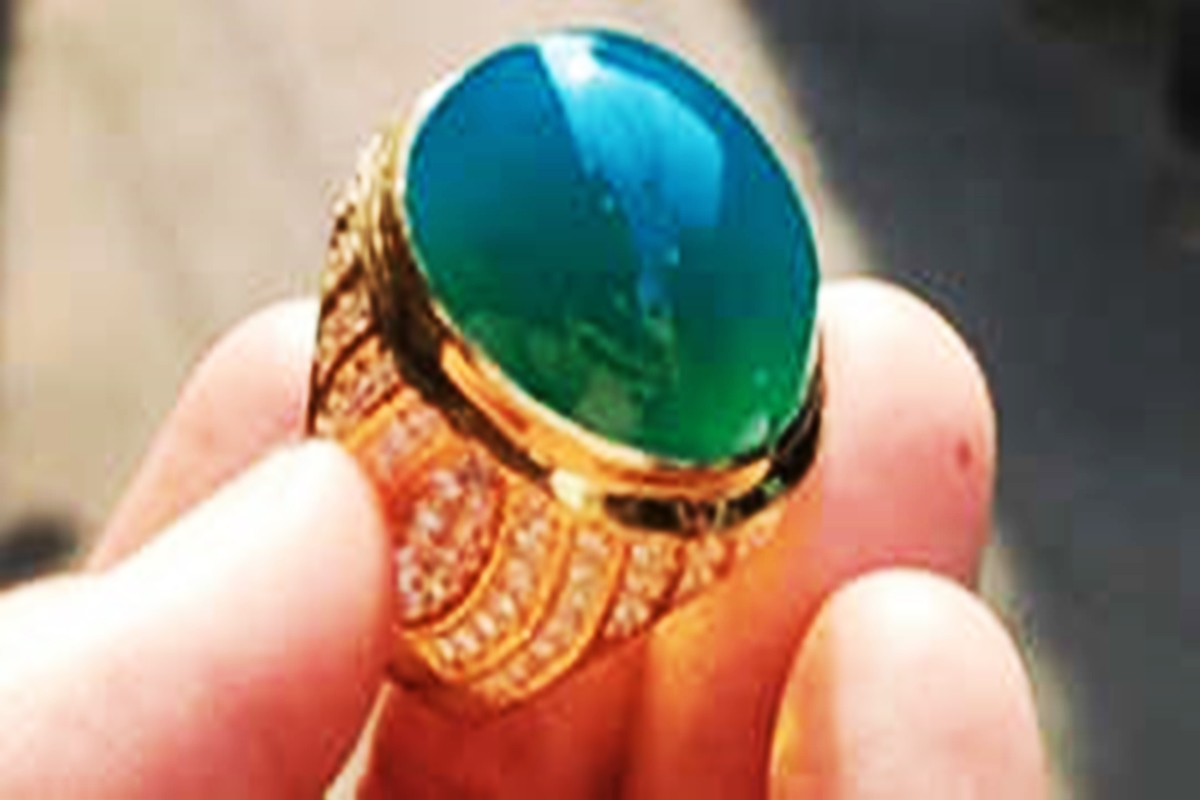 TAK BISA DIPUNGKIRI! Batu Akik Bacan Doko yang Diburu Kolektor Ini Simpan Khasiat Luar Biasa untuk Kesehatan Tubuh