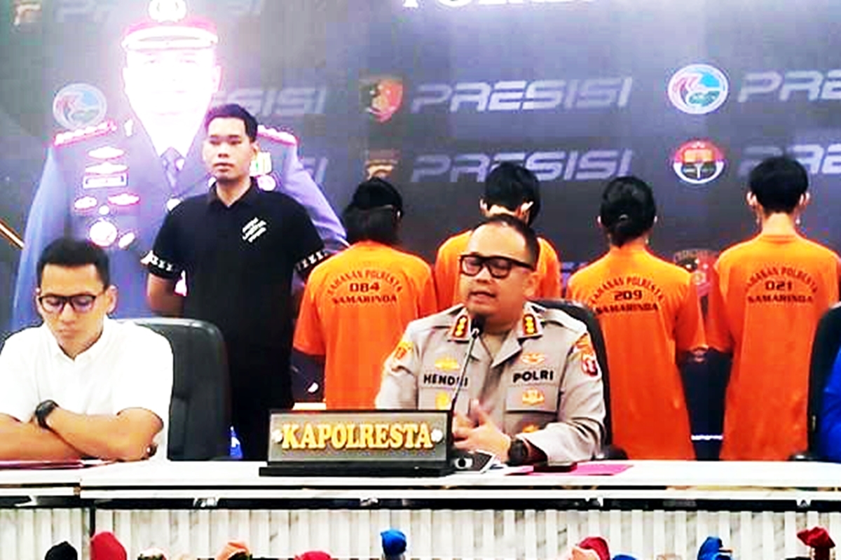 Malam Mencekam di Kampus UNMUL:  Mahasiswa Kaget!  4 Orang Jadi Tersangka Bom Molotov, Ini Kesaksian Mahasiswa yang Lolos dari Penangkapan!