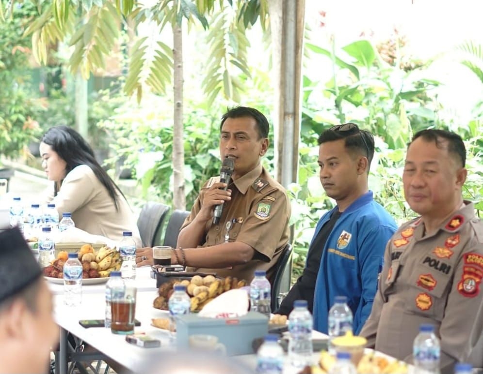 Camat Larangan Tegaskan Cafe Twins Dilarang Jual Miras Usai Digerebek Warga