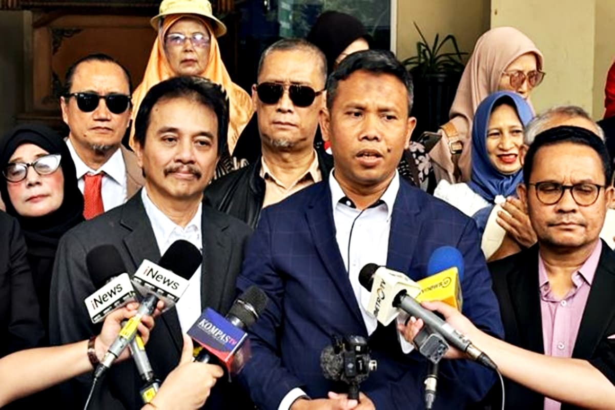 GEGER! Narasi Roy Suryo Cs Patah Total, Fakta Baru Ijazah Asli Jokowi Akhirnya Terungkap Secara Mengikat, Ini Kronologinya