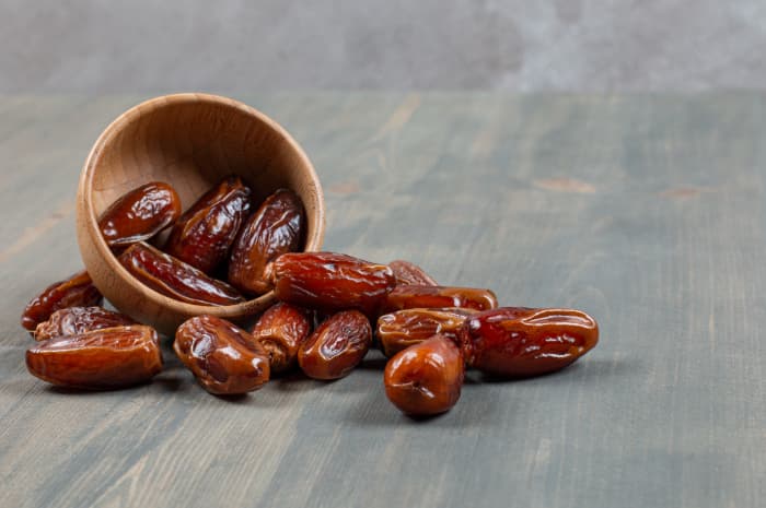 Muslim Wajib Tahu! Ini Alasan Kenapa Makan Kurma Harus Ganjil