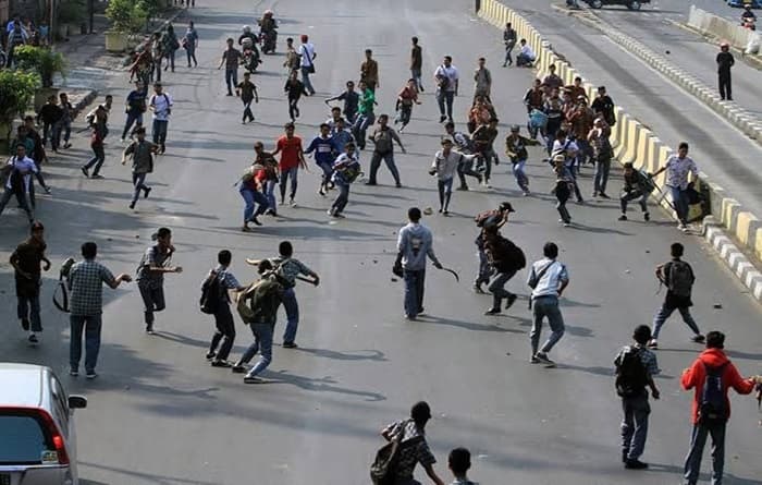 Geng Remaja Hendak Tawuran di Tangsel, Polisi Temukan Bom Molotov di Tas Sekolah