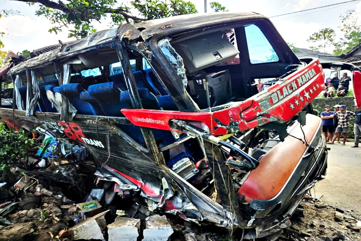 Tragedi Bromo: Rem Blong Bus Pariwisata Renggut 8 Nyawa Nakes, Sopir Ungkap Detik-detik Mencekam