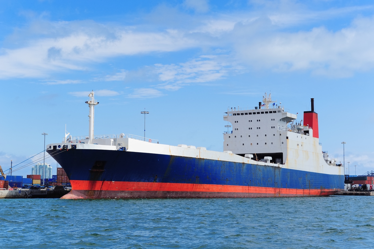 China Minta Jalur Pelayaran Selat Hormuz Dijaga Aman di Tengah Ketegangan