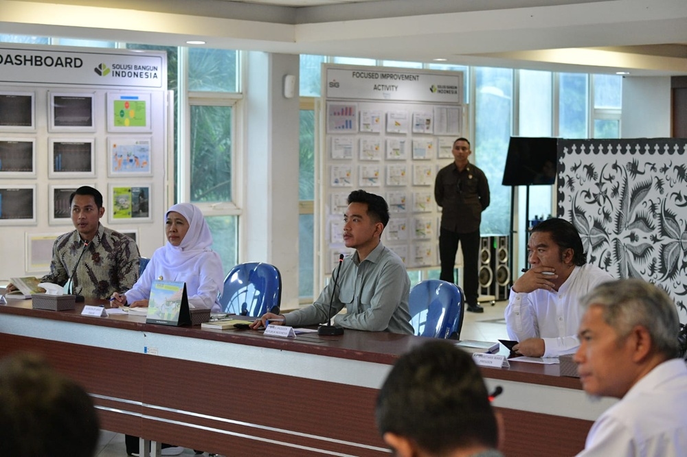 Hakim Saldi Isra Cecar Bawaslu soal Syarat Pendidikan Gibran, 'Dipantau Enggak?'