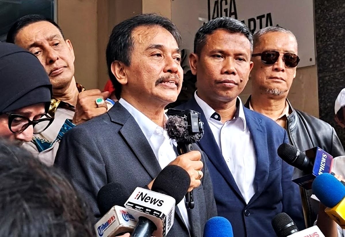 Terbongkar! Alasan Roy Suryo Ragukan Klaim Mikro Teks Gadhaj Adam di Ijazah Presiden