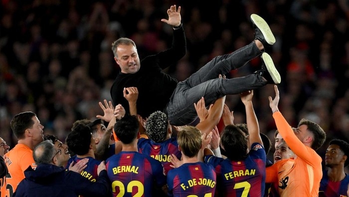 Hansi Flick Pernah Diragukan, Kini Barcelona Malah Siap Sodorkan Kontrak Baru!
