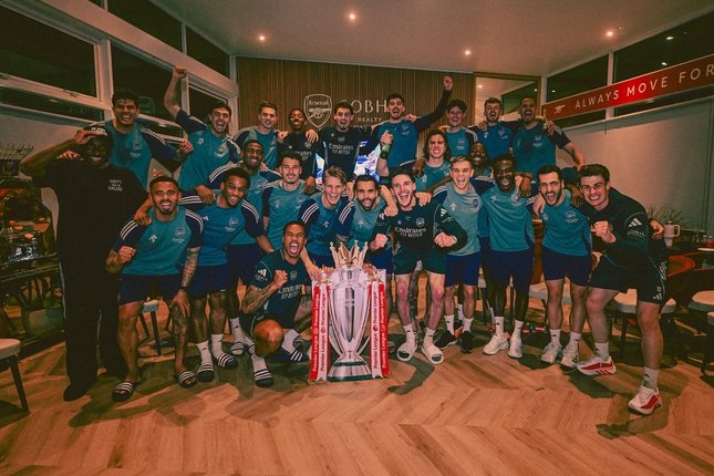 Bukan Cuma Trofi! Arsenal Panen Uang Fantastis Setelah Akhiri Kutukan 22 Tahun