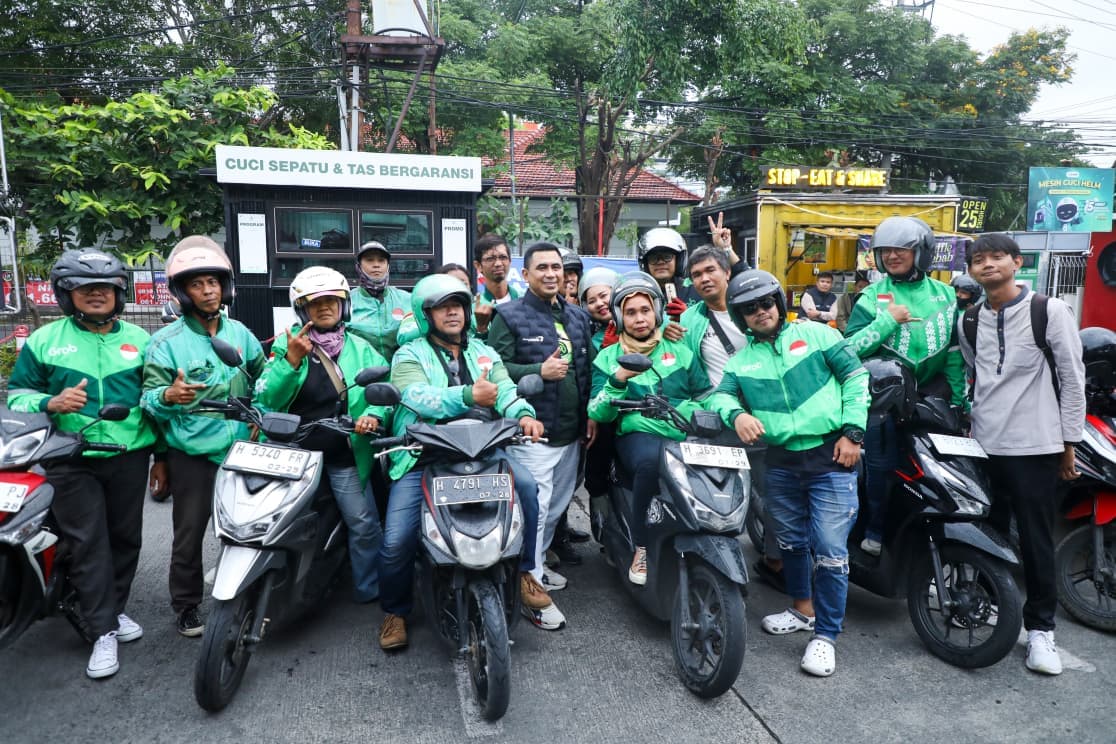 Komisi Ojol Dipangkas Jadi 8 Persen, Ini Dampak Skema Baru 8:92 untuk Pengemudi Gojek dan Grab