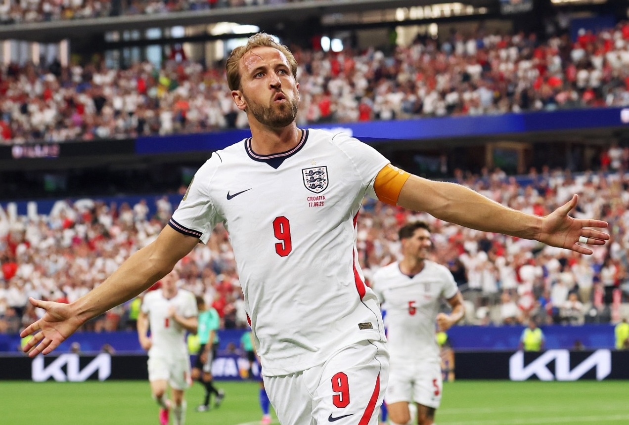 Barcelona Diam-Diam Kejar Harry Kane, Bayern Munich Beri Sindiran Keras