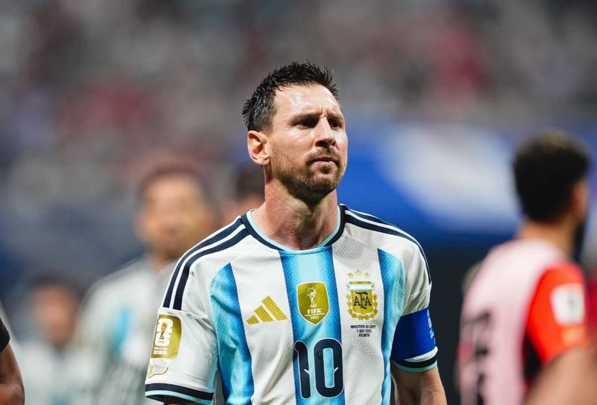 Viral Lionel Messi Bentak Wasit Joao Pinheiro di Laga Argentina vs Swiss, Ini Penyebabnya