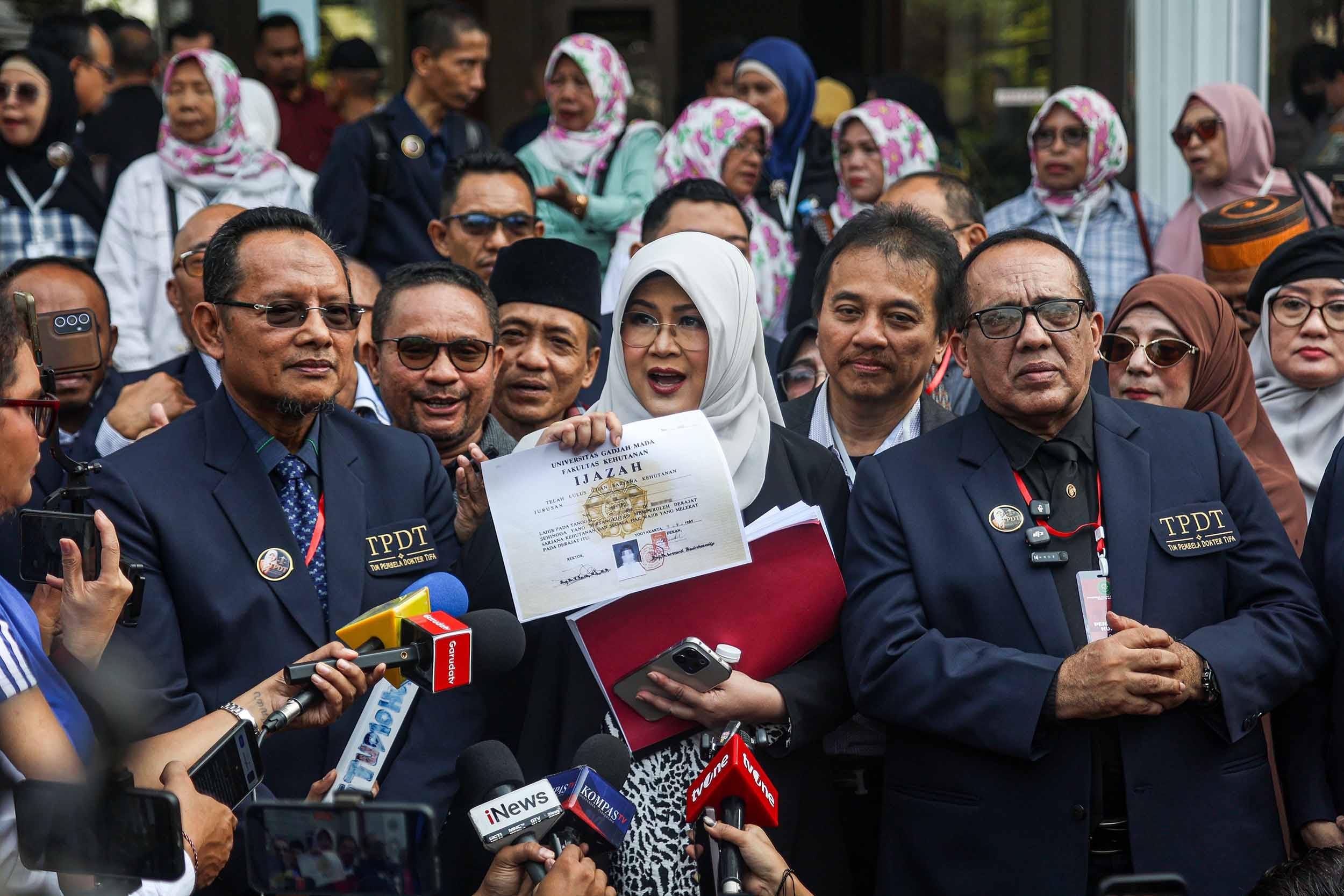 Sidang dr Tifa Diulang dari Awal, Jaksa Kembali Limpahkan Kasus Dugaan Fitnah Ijazah Jokowi ke PN Jaktim