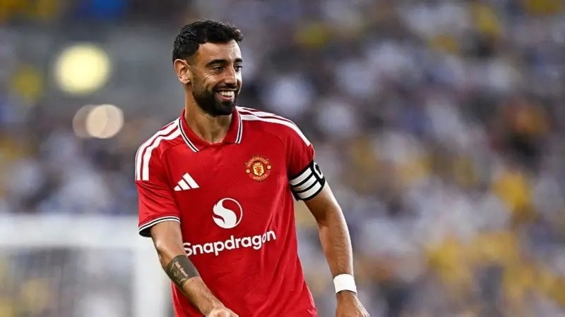 Bruno Fernandes Bongkar Rahasia Pergantian Kapten MU: Sikap Harry Maguire Bikin Semuanya Berubah